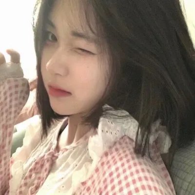 彩鸾春色